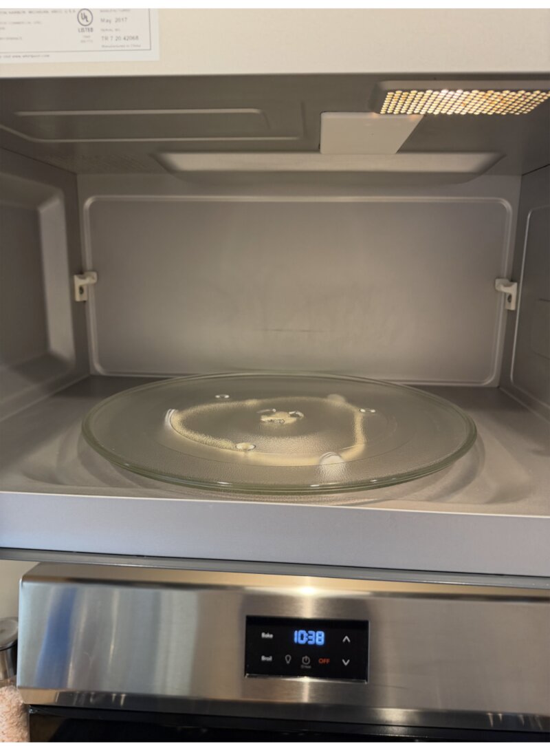 Microwave interior after cleaning — spotless and fresh